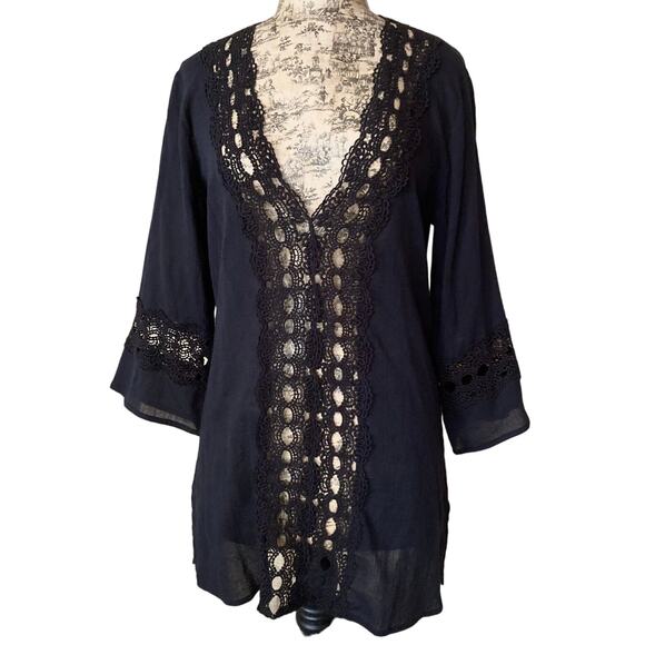 La Blanca XS Swim Coverup Black Tunic Dress Lace Deep V Sheer Cotton Perf Cond - Picture 3 of 11
